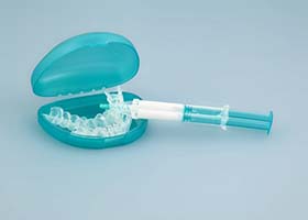 take-home teeth whitening kit